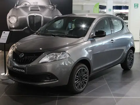 Used LANCIA YPSILON Hybrid 2024 Ad 