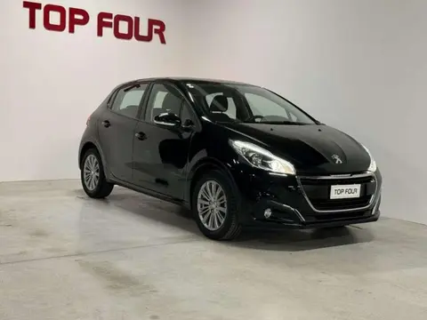 Used PEUGEOT 208 Petrol 2018 Ad 