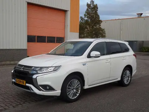 Used MITSUBISHI OUTLANDER Hybrid 2019 Ad 