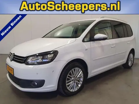 Used VOLKSWAGEN TOURAN Petrol 2015 Ad 