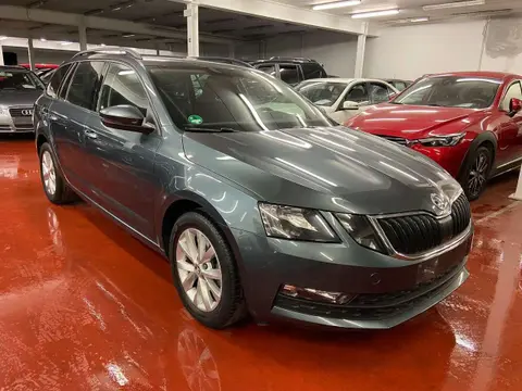 Used SKODA OCTAVIA  2019 Ad 