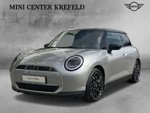 Used MINI COOPER Electric 2024 Ad 