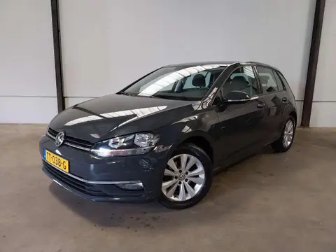 Used VOLKSWAGEN GOLF Petrol 2018 Ad 