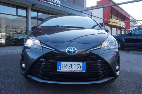 Used TOYOTA YARIS Hybrid 2018 Ad 