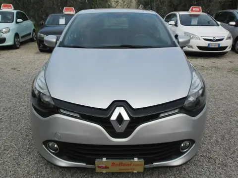 Annonce RENAULT CLIO Essence 2015 d'occasion 