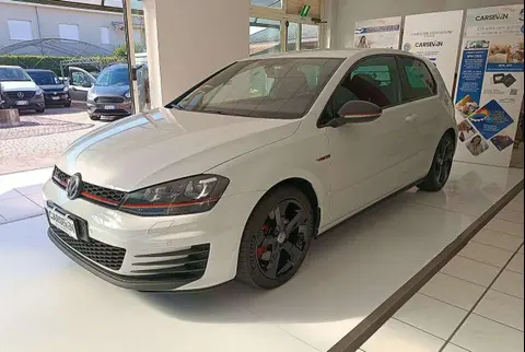 Used VOLKSWAGEN GOLF Petrol 2016 Ad 