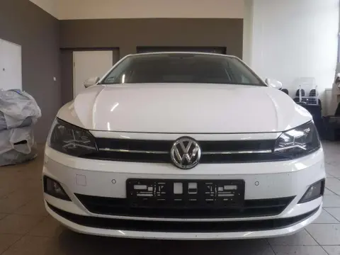 Used VOLKSWAGEN POLO Petrol 2018 Ad Germany