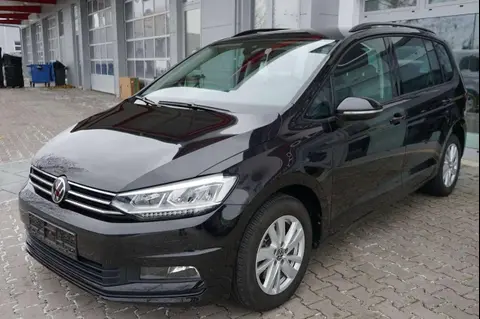 Used VOLKSWAGEN TOURAN Petrol 2020 Ad 