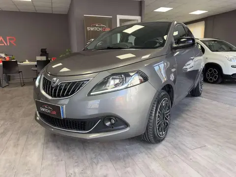 Used LANCIA YPSILON Hybrid 2022 Ad 