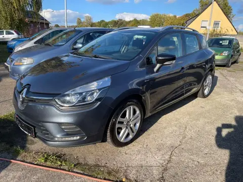 Used RENAULT CLIO Petrol 2020 Ad 