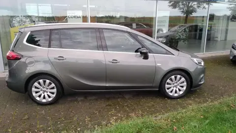 Used OPEL ZAFIRA Diesel 2017 Ad 