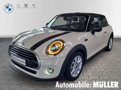 Annonce MINI COOPER Essence 2019 d'occasion Allemagne