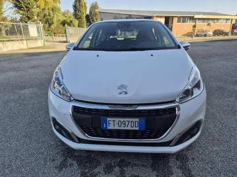 Used PEUGEOT 208 Petrol 2018 Ad 