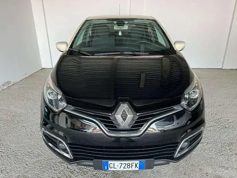 Used RENAULT CAPTUR Petrol 2017 Ad 