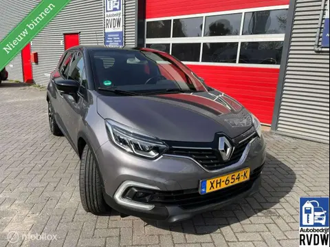 Used RENAULT CAPTUR Petrol 2018 Ad 