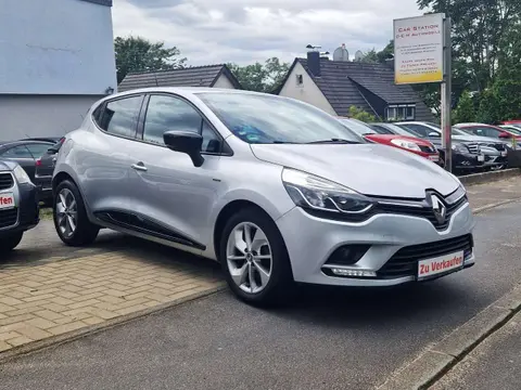 Used RENAULT CLIO Petrol 2017 Ad 