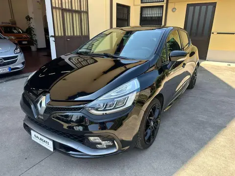 Used RENAULT CLIO Petrol 2017 Ad 