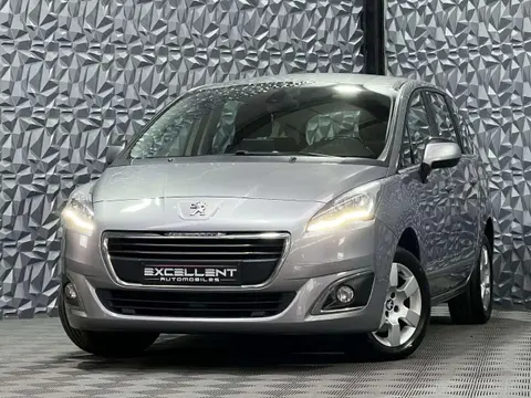 Annonce PEUGEOT 5008 Essence 2016 d'occasion 