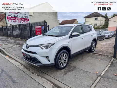 Used TOYOTA RAV4 Hybrid 2018 Ad 