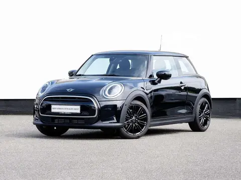 Used MINI COOPER Petrol 2023 Ad Germany