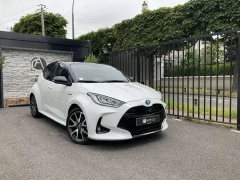 Used TOYOTA YARIS Hybrid 2021 Ad 