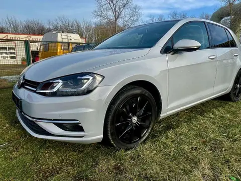 Used VOLKSWAGEN GOLF Petrol 2018 Ad 