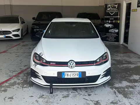 Used VOLKSWAGEN GOLF Petrol 2017 Ad 