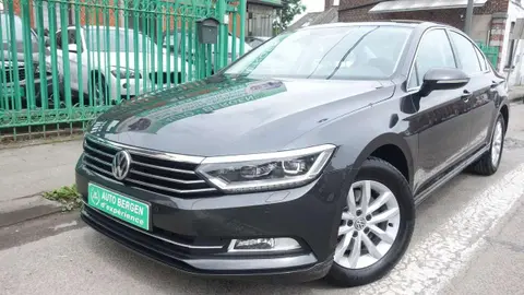 Used VOLKSWAGEN PASSAT Petrol 2017 Ad 