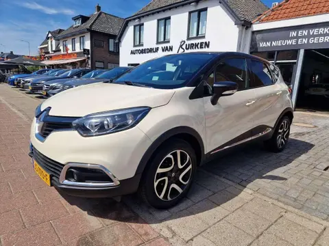 Used RENAULT CAPTUR Petrol 2016 Ad 