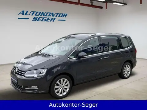 Used VOLKSWAGEN SHARAN Petrol 2020 Ad 