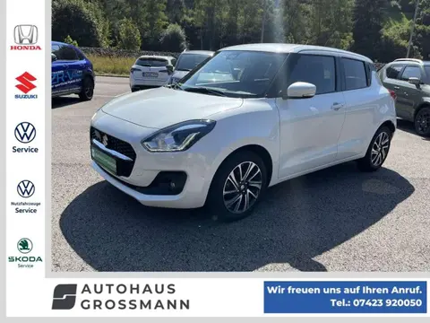 Used SUZUKI SWIFT Petrol 2021 Ad 