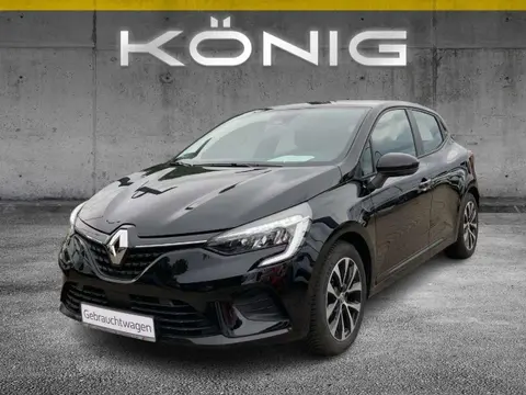 Used RENAULT CLIO Hybrid 2023 Ad 