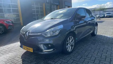 Used RENAULT CLIO Petrol 2018 Ad 