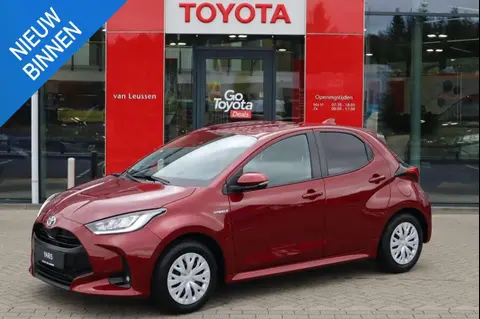 Used TOYOTA YARIS Hybrid 2021 Ad 