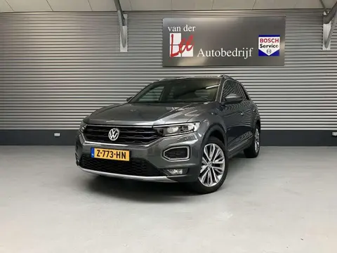 Annonce VOLKSWAGEN T-ROC Essence 2019 d'occasion 