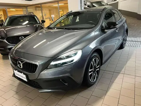 Used VOLVO V40 Diesel 2018 Ad 