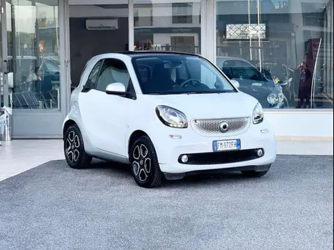 Annonce SMART FORTWO Essence 2017 d'occasion 