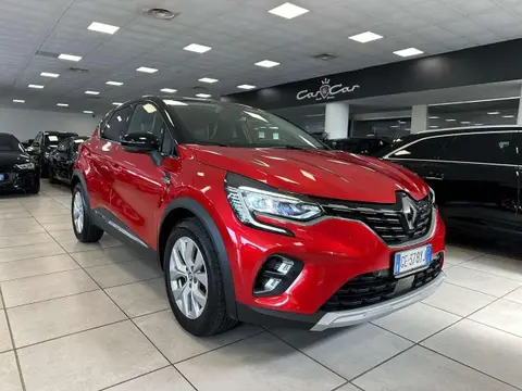 Used RENAULT CAPTUR Hybrid 2021 Ad 