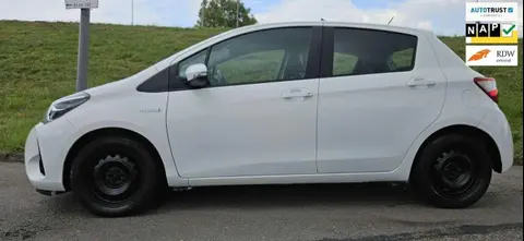 Used TOYOTA YARIS Hybrid 2019 Ad 