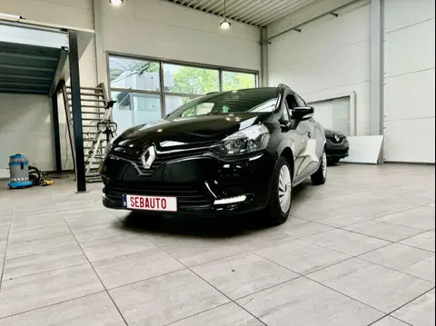 Used RENAULT CLIO Petrol 2018 Ad 