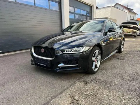 Annonce JAGUAR XE Essence 2017 d'occasion 