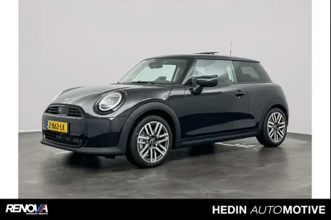 Used MINI COOPER Petrol 2024 Ad 