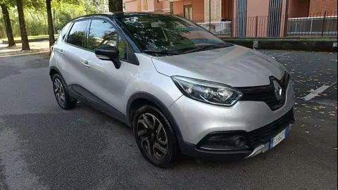 Annonce RENAULT CAPTUR Essence 2017 d'occasion 