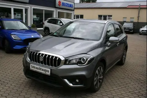 Used SUZUKI SX4 Petrol 2020 Ad 