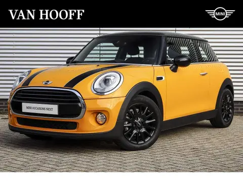 Used MINI COOPER Petrol 2018 Ad 