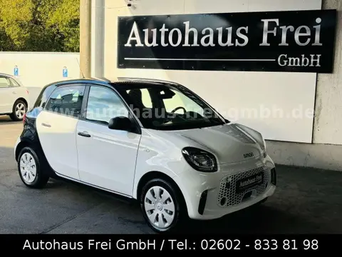 Used SMART FORFOUR Electric 2021 Ad 