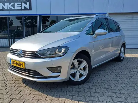 Used VOLKSWAGEN GOLF Petrol 2015 Ad 