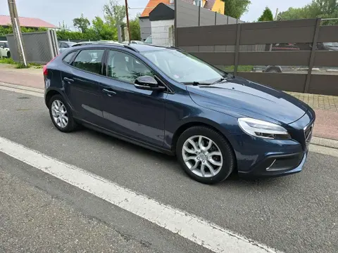 Annonce VOLVO V40 Essence 2019 d'occasion 