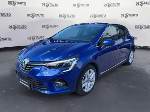 Used RENAULT CLIO Hybrid 2021 Ad 