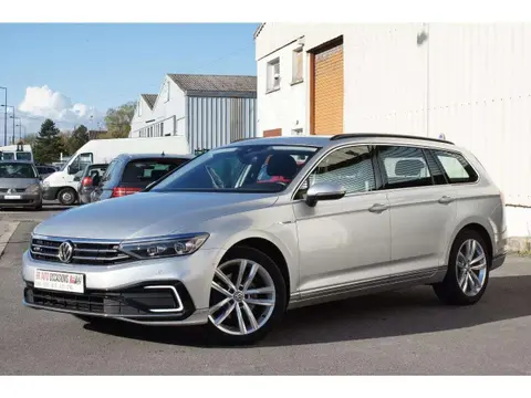 Used VOLKSWAGEN PASSAT Hybrid 2020 Ad 